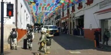 La FGJ de Michoacán ha detenido en Uruapan a los escoltas de Carlos Manzo, el Edil asesinado