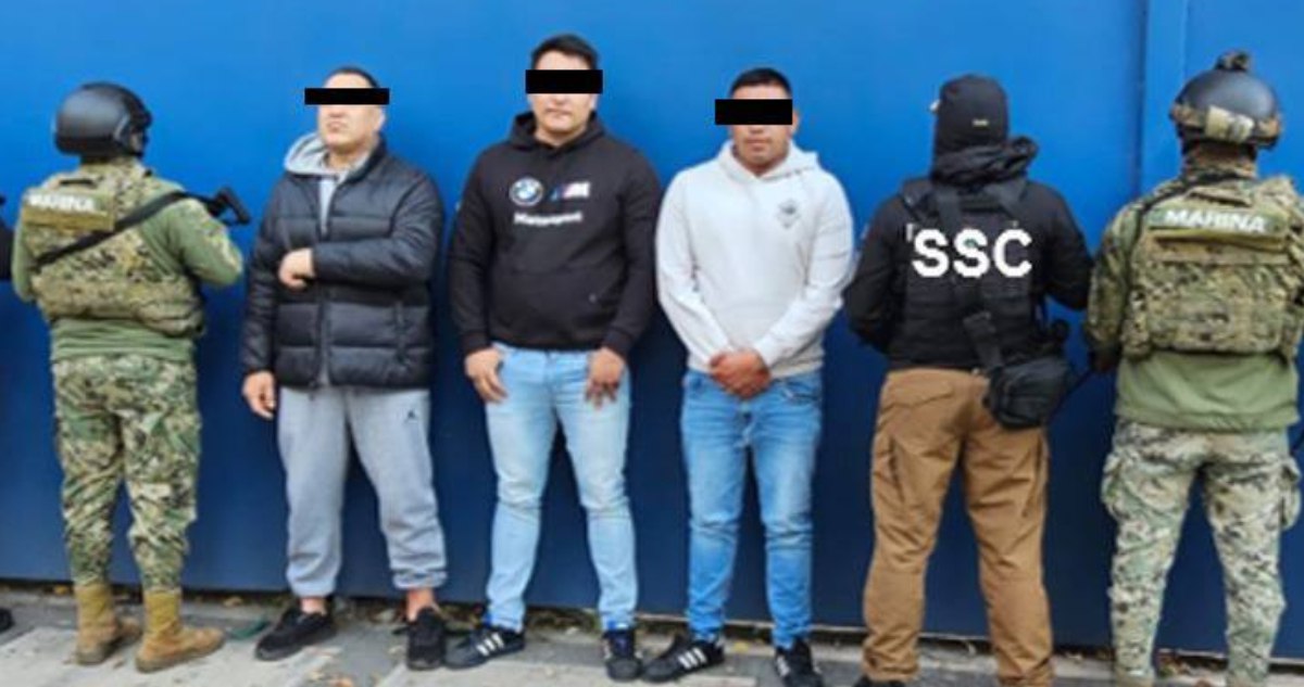 Los detenidos cuentan con antecedentes penales y, de acuerdo con la investigación, se señala que podrían desempeñar un rol de mando o coordinación de "Los Rodolfos".