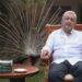 AMLO promociona su libro ‘Grandeza’ y llama a ‘No hacerle sombra a la presidenta’