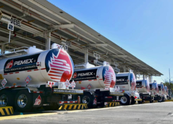 Pemex lleva tres años consecutivos a la baja en la producción de crudo