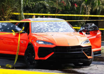 Así queda el vehículo tras las rafagas.