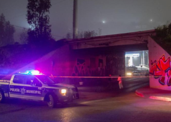 Fueron encontrados 2 cuerpos y  una cabeza en el interior de una hielera en Tijuana