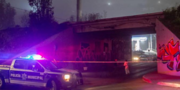 Fueron encontrados 2 cuerpos y  una cabeza en el interior de una hielera en Tijuana