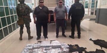 Fueron detenidos con 37 millones de pesos, comprueban legalidad pero aún así los encierran