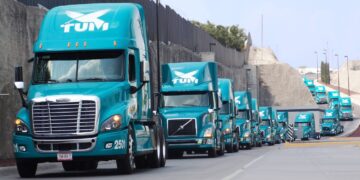 Camiones de Transportes Unidos Mexicanos (TUM).
