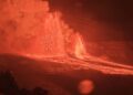 VIDEO: El volcán Kilauea entra en erupción con fuentes de lava comparables con rascacielos