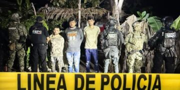 Detenidos tres extorsionadores de ‘Los Blancos de Troya’ en Apatzingán