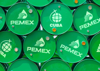 80 mil barriles de petróleo de México llegan a Cuba ¿Qué piensan los mexicanos?