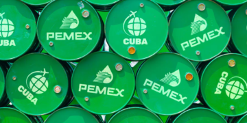 80 mil barriles de petróleo de México llegan a Cuba ¿Qué piensan los mexicanos?