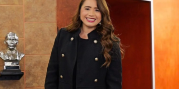 Fue detenida diputada de Morena en Garita de Calexico por cargar presuntamente hasta 20 mil dólares