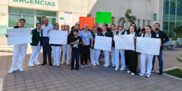 Más de 2 mil trabajadores del Hospital General de Culiacán exigen pago de primera quincena de Enero 2026