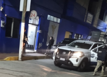 Policías municipales de Tocumbo, Michoacán fueron emboscados se informa de un oficial fallecido y otro herido
