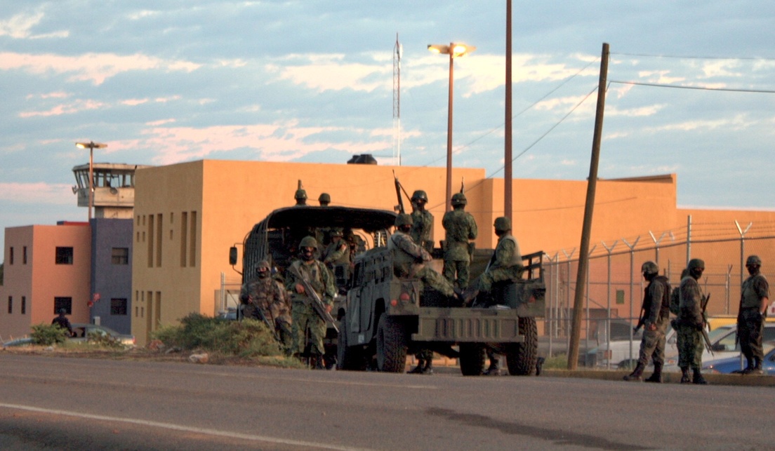 Fuerzas de seguridad fueron trasladadas en ese momento a esa prisión.