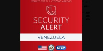 EE.UU. urge a connacionales a “abandonar inmediatamente” Venezuela