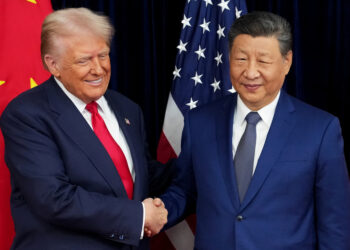 Trump afirma que habla por teléfono con Xi Jinping “casi todas las semanas”
