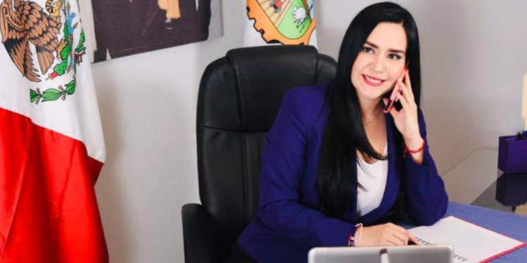 Fue declarada prófuga la exsecretaria de Bienestar en Tamaulipas mientras la Fiscalía alista orden de aprehensión