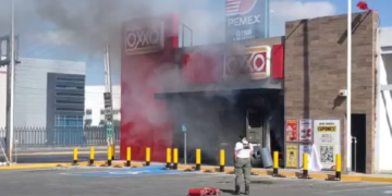 Reportan quema de negocios y bloqueo de carreteras en Guanajuato