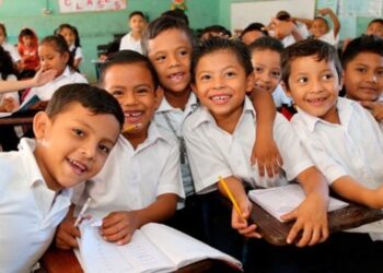 PriceSmart impulsa la educación en la región: más de US$2.6 millones recaudados y casi 144.000 estudiantes beneficiados con la campaña Juntos por la educación