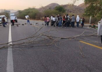 Reportes de cierres intermitentes en la carretera Iguala – Chilpancingo