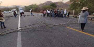 Reportes de cierres intermitentes en la carretera Iguala – Chilpancingo