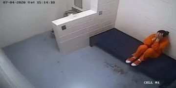 Liberan nuevo video desde la celda de Ghislaine Maxwell