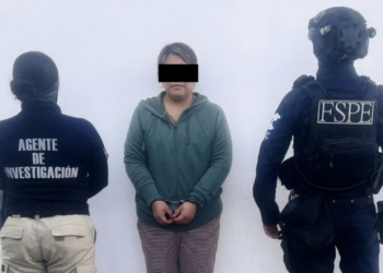 Mujer policía detenida tras ser acusada de filtrar información a grupo delictivo en Guanajuato