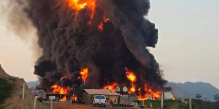 Se informa de un segundo incendio en pozo exploratorio Krem-1 de Pemex en Las Choapas