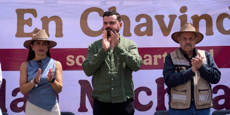 El Alcalde de Chavinda en Michoacán llamado a declarar después de arresto de síndica, regidores y mando policiaco