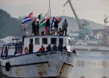 A pesar de las denuncias de reventa de ayuda humanitaria en Cuba a precios elevados, desde México parte una flotilla con más