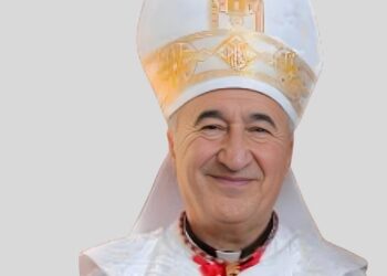 Cae obispo católico de EE.UU. que frecuentaba club de prostitución en la frontera con México