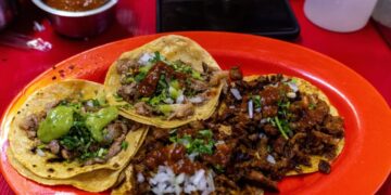 Turista demanda a taquería por salsa “demasiado picante”, y este es el desenlace