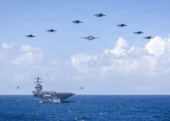 NYT: El portaviones USS Gerald R. Ford ardió por 30 horas seguidas