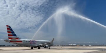 EE.UU. y Venezuela restablecen vuelos comerciales tras siete años