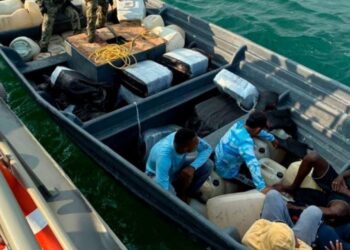 Aseguran casi una tonelada de cocaína y detienen a seis extranjeros en costas de Chiapas