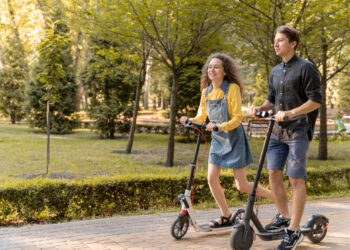 Scooters y patines eléctricos deberán tener placa y licencia a partir del 1 de julio en CDMX