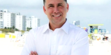 Escándalo Epstein sacude Miami Beach: Exalcalde Philip Levine bajo fuego por acusaciones de agresión sexual