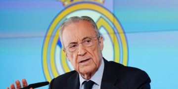Florentino Pérez da un importante anuncio en plena crisis del Real Madrid