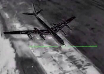 Golpe estratégico en el aeródromo de Taganrog: drones ucranianos destruyen aviones de largo alcance y un sistema Iskander