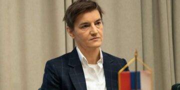 Giro histórico en los Balcanes: Serbia rompe su “hermandad” con Rusia y se alinea con la Unión Europea