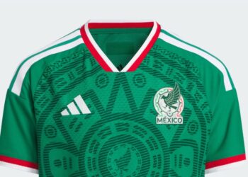 Playeras piratas de la Selección Mexicana se venden masivamente en CDMX pese a operativos antipiratería