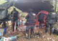 Localizan y destruyen presunto campamento clandestino de grupo delictivo en zona serrana de Pátzcuaro