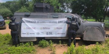 Aseguran vehículo blindado tipo “monstruo” y municiones de alto calibre en Concordia, Sinaloa