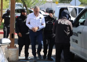 Detienen en Mexicali a exdirector de Policía y abogado penalista por desaparición de personas y asociación delictuosa
