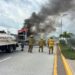 Tráiler se incendia en el Libramiento Sur de Tapachula y genera intensa movilización
