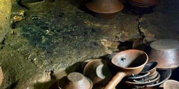 Descubren 179 piezas arqueológicas de más de mil años de antigüedad en una cueva de Cintalapa