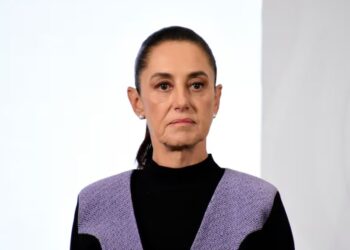 Claudia Sheinbaum lanza advertencia tras duras críticas por retorno de Rubén Rocha Moya
