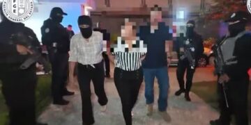Detienen a Karla Herrera, síndica de Yautepec, por presunta relación con ataque armado