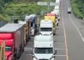 FGR retirará retenes en carreteras de Michoacán tras protestas de transportistas