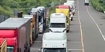 FGR retirará retenes en carreteras de Michoacán tras protestas de transportistas