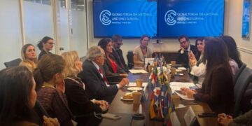 Secretario de Salud de México presume avances en salud materna ante la ONU mientras reportan muerte de cinco bebés en Durango